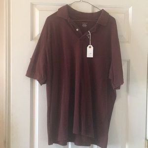 Covington men’s short sleeve pullover. MAROON